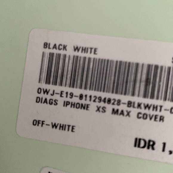 OFF-WHITE DIAGONAL LOGO IPHONE XS MAX CASE - Picture 5 of 5